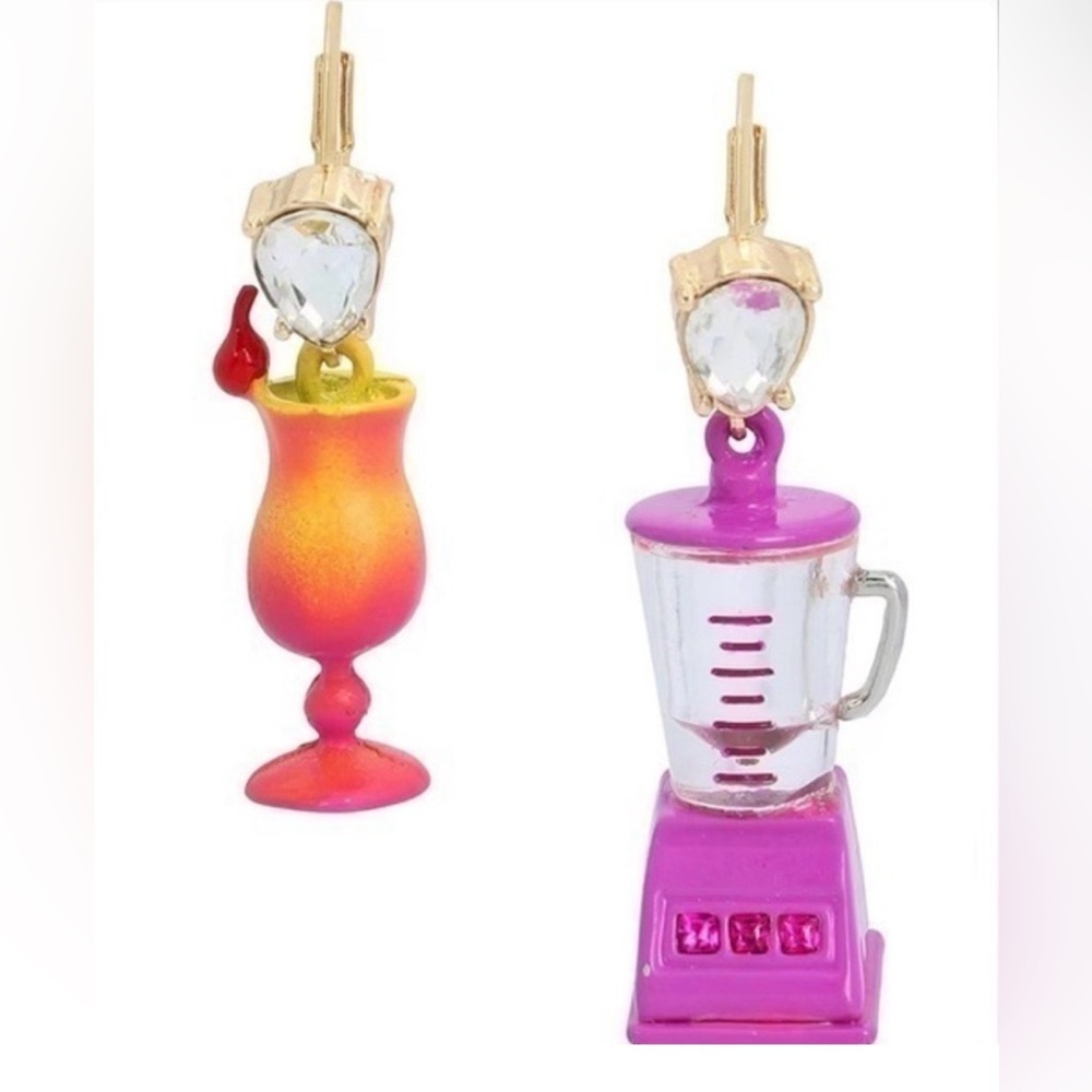 NWT Betsey Johnson Blender & Cocktail Mismatched Earrings